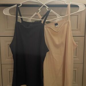 Old Navy Women's Tank Tops - Black and Cream